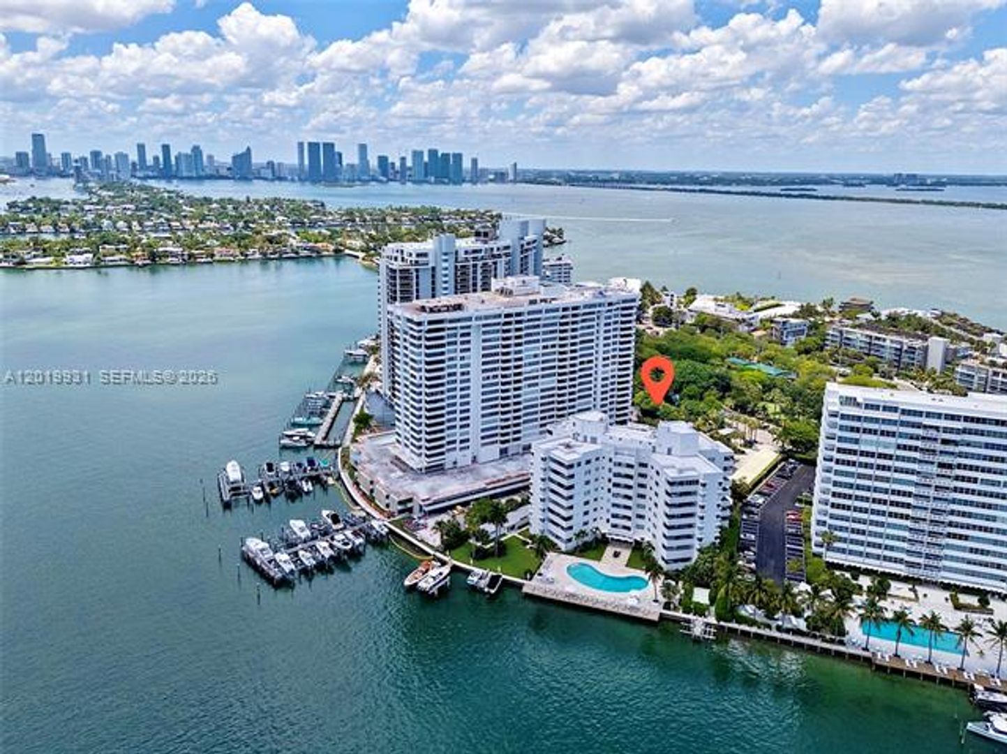 Miami Beach Condo: 16 Island Ave # 7C