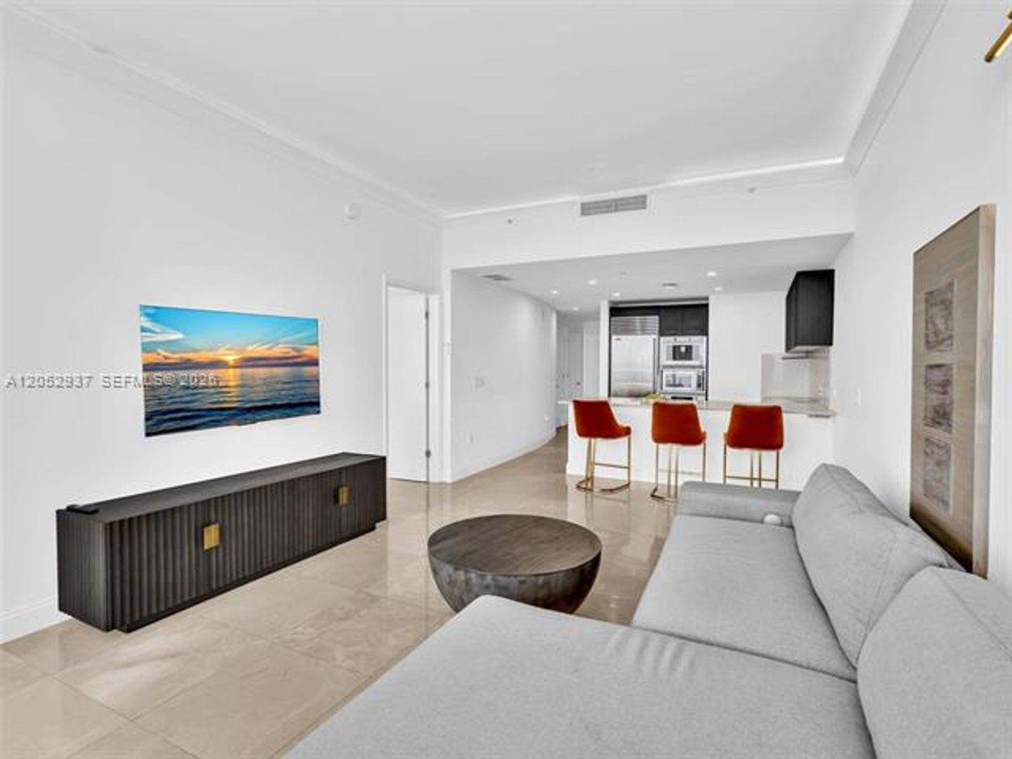 Sunny Isles Beach House: 17001 Collins Ave cu-2106