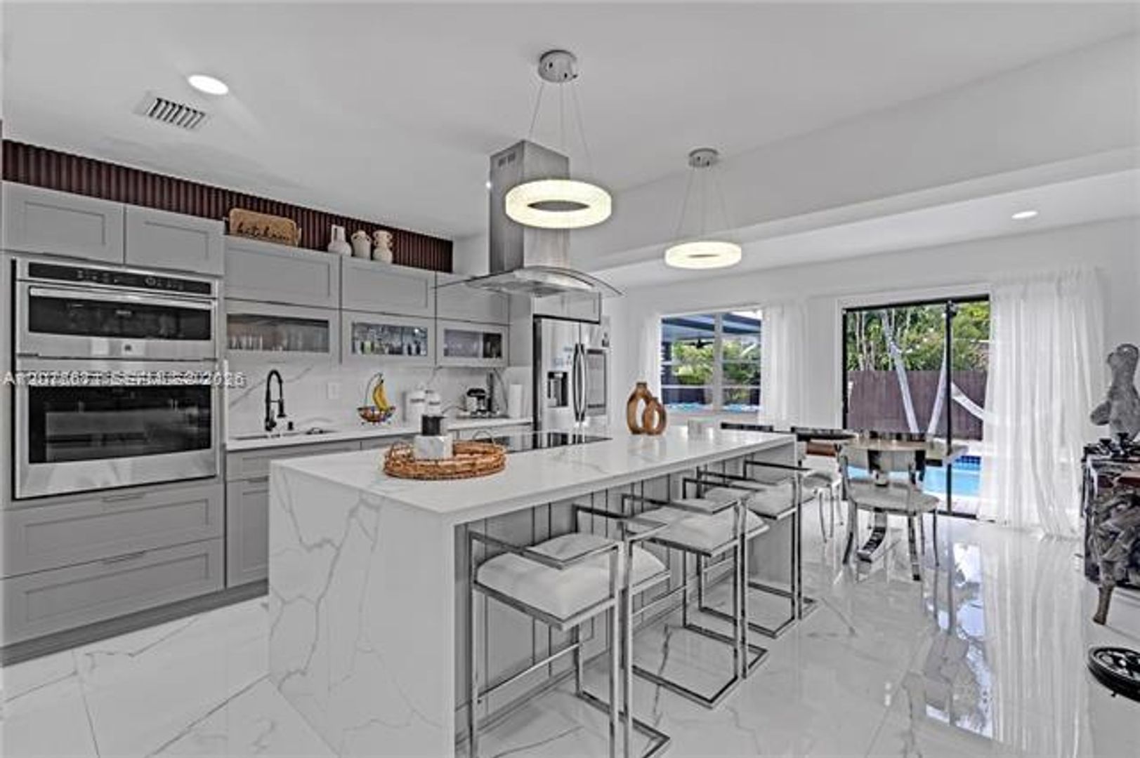 Pembroke Pines House: 7031 SW 12th St # 7031