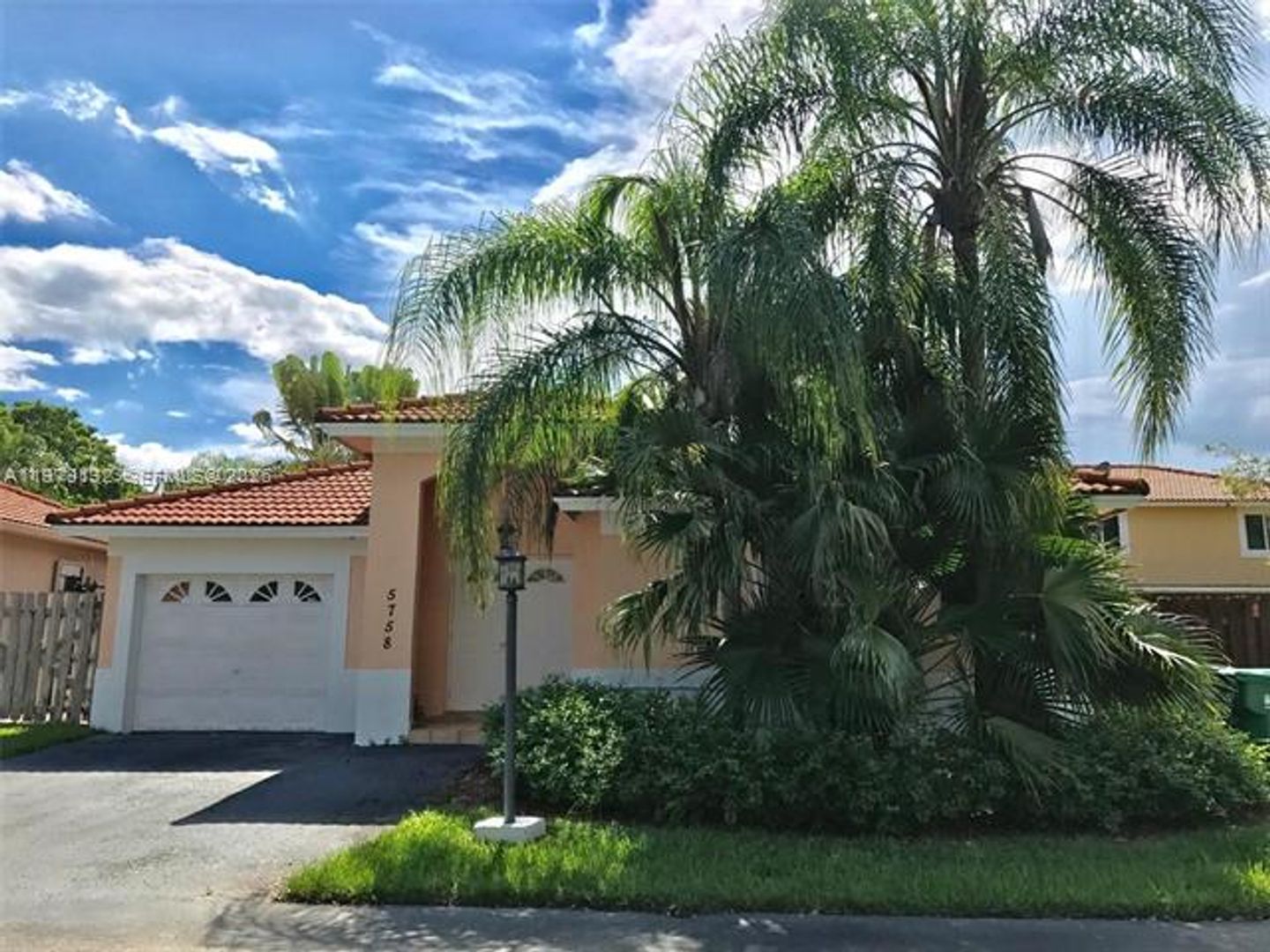 DORAL Townhome: 5758 NW 97th Pl th 5758