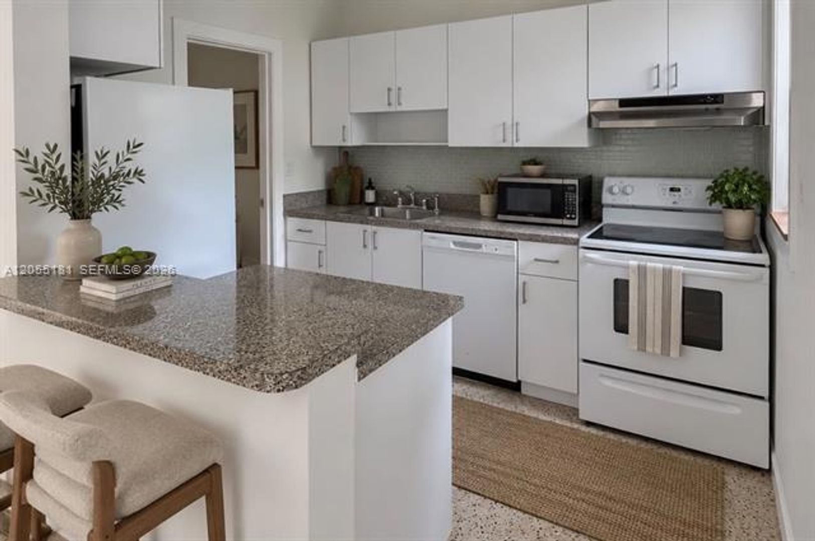 South Miami House: 6410 SW 63rd Ct # 6410