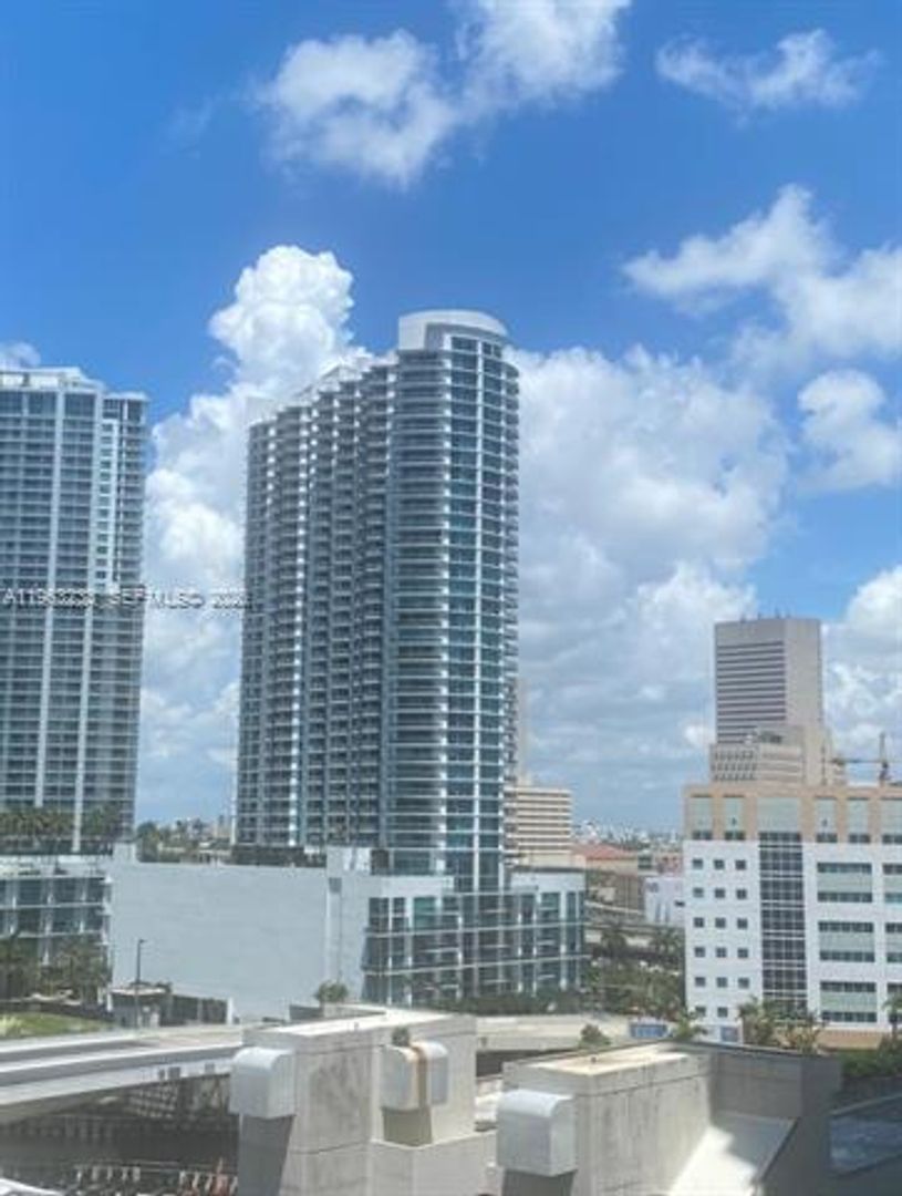 MIAMI Apartment: 31 SE 6th St unit 1404