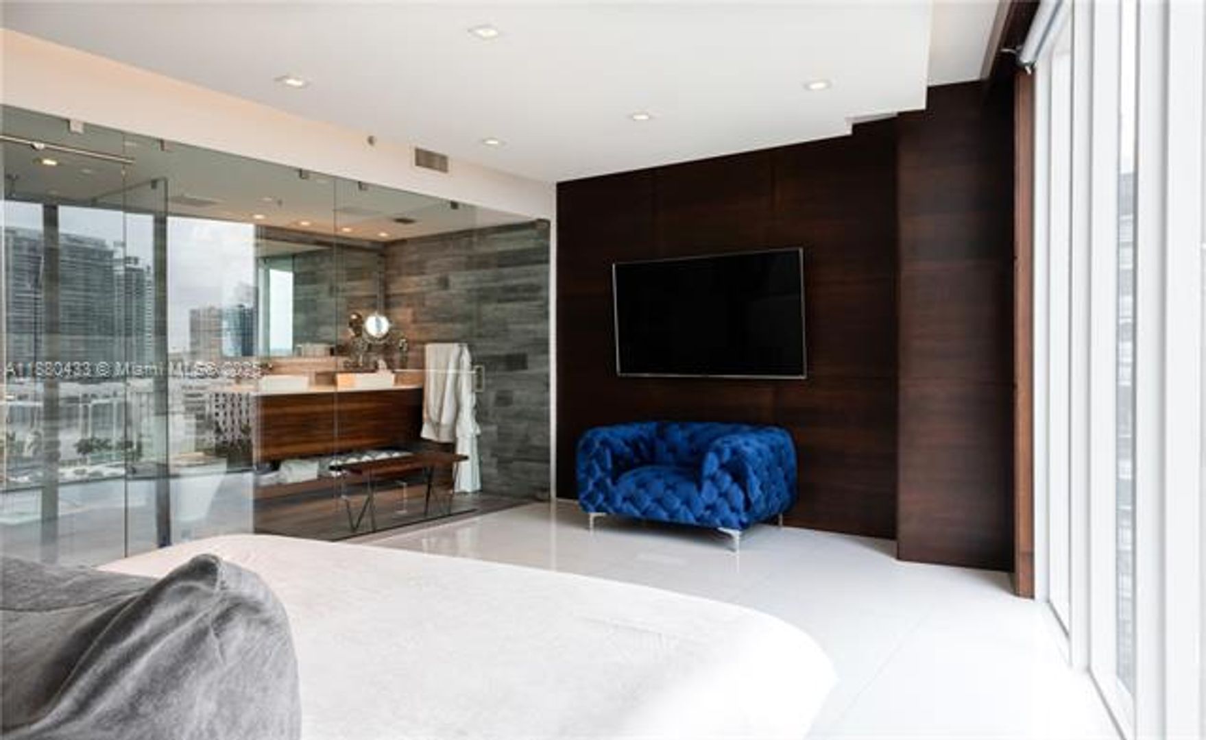 MIAMI Apartment: 601 NE 36th St unit 1301