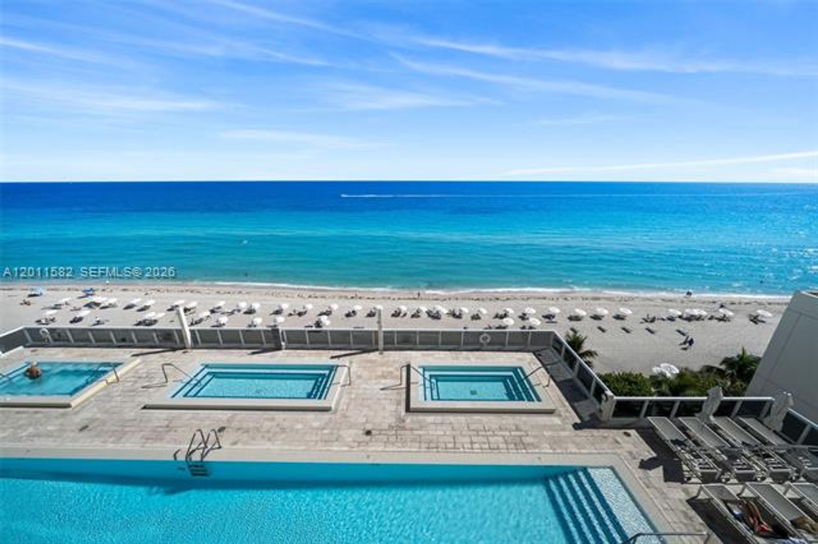 HALLANDALE BEACH Apartment: 1830 S Ocean Dr # 1002