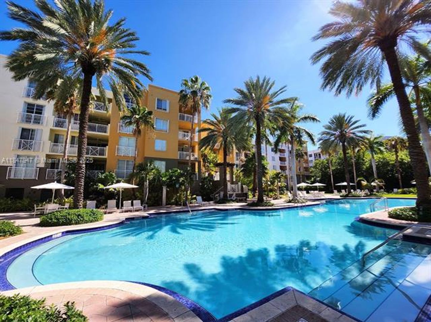 MIAMI BEACH Apartment: 140 Meridian Ave unit 315