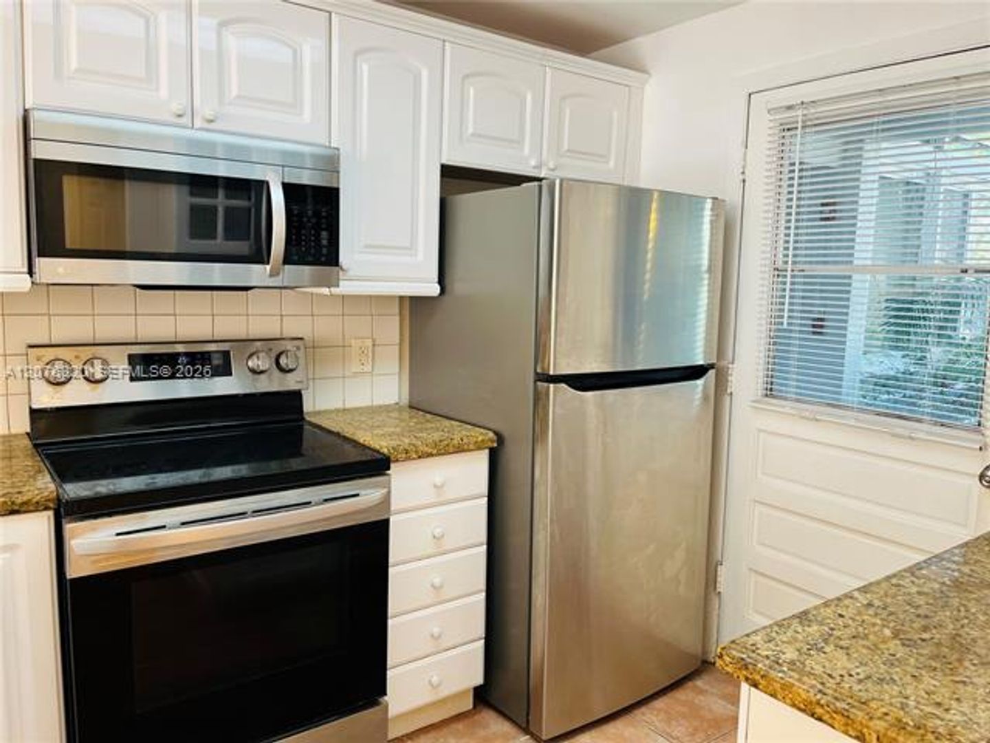 Key Biscayne Condo: 251 Galen Dr cu-101E