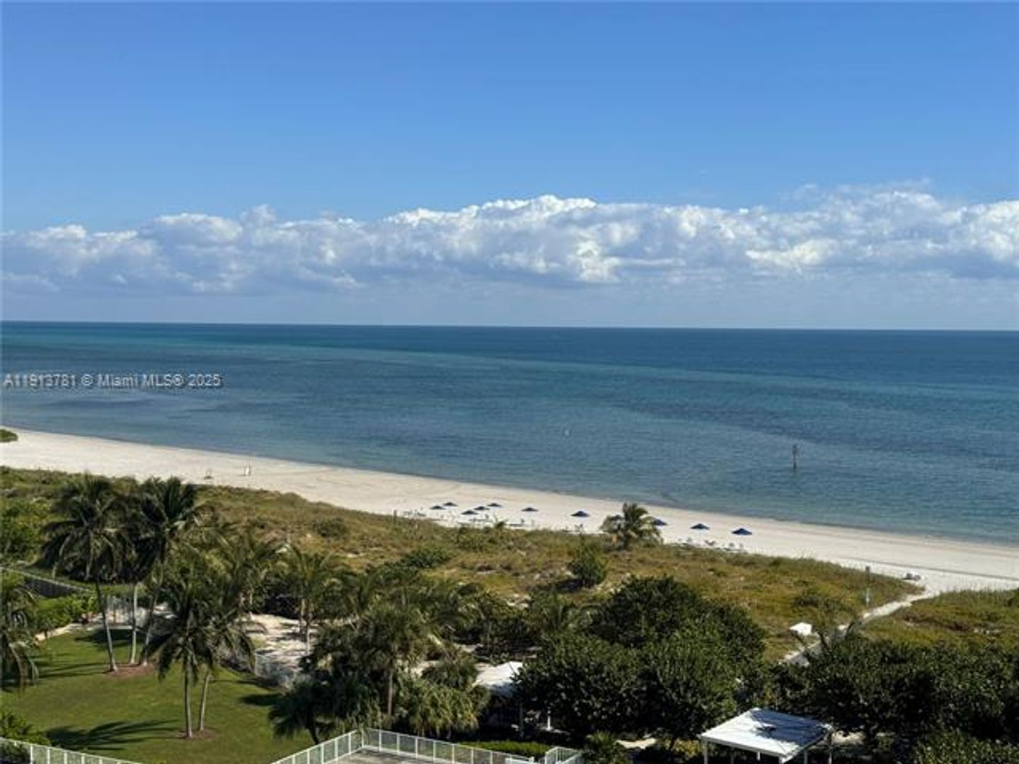 KEY BISCAYNE Apartment: 200 Ocean Lane Dr unit 909