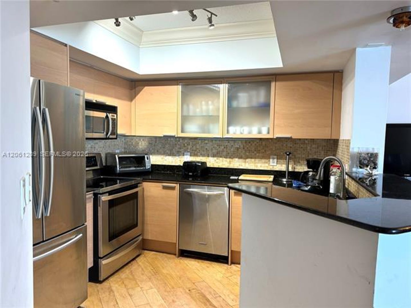 Sunny Isles Beach Condo: 16699 Collins Ave cu-1504