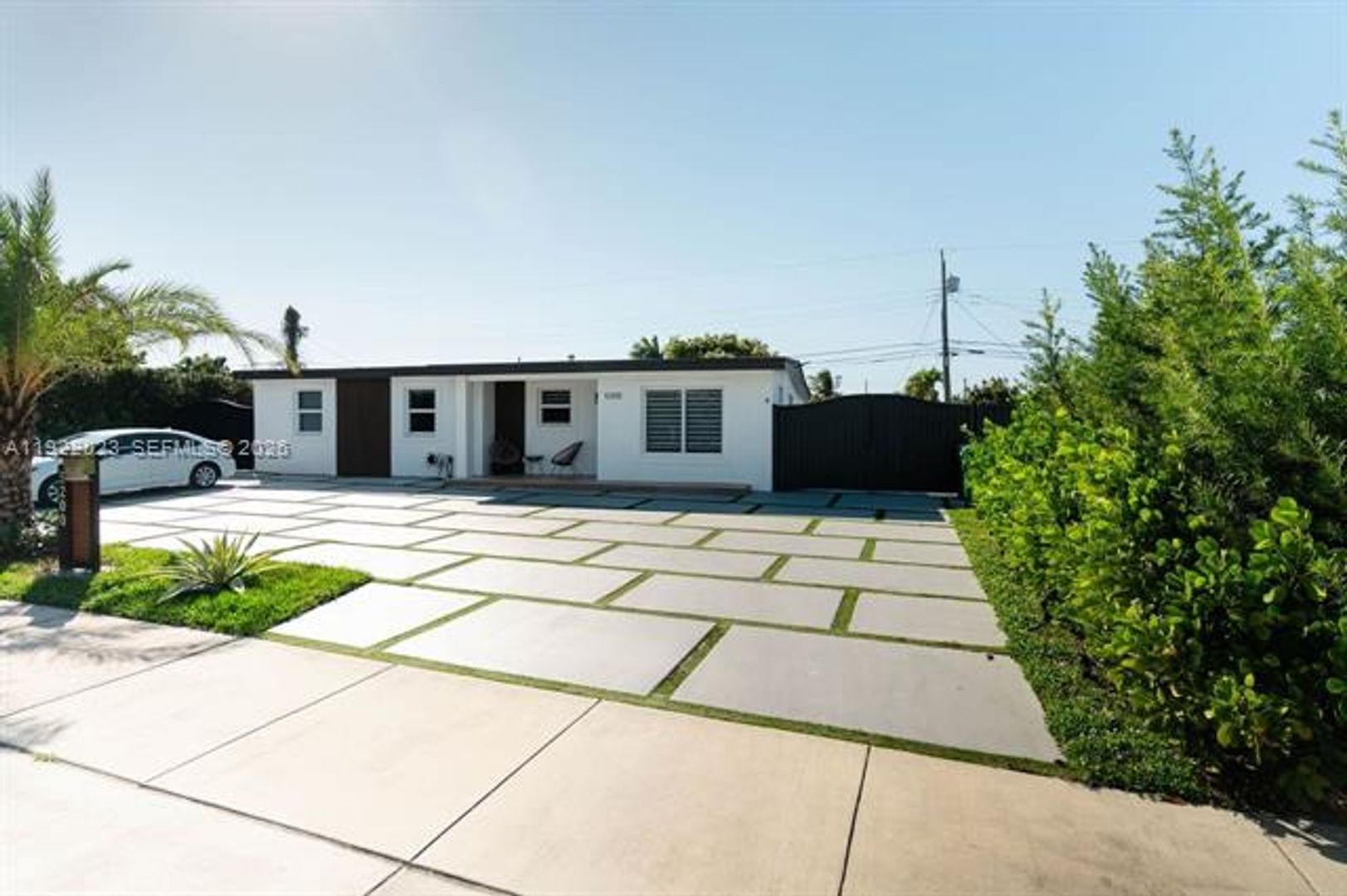 MIAMI House: 5200 SW 114th Ct # 5200