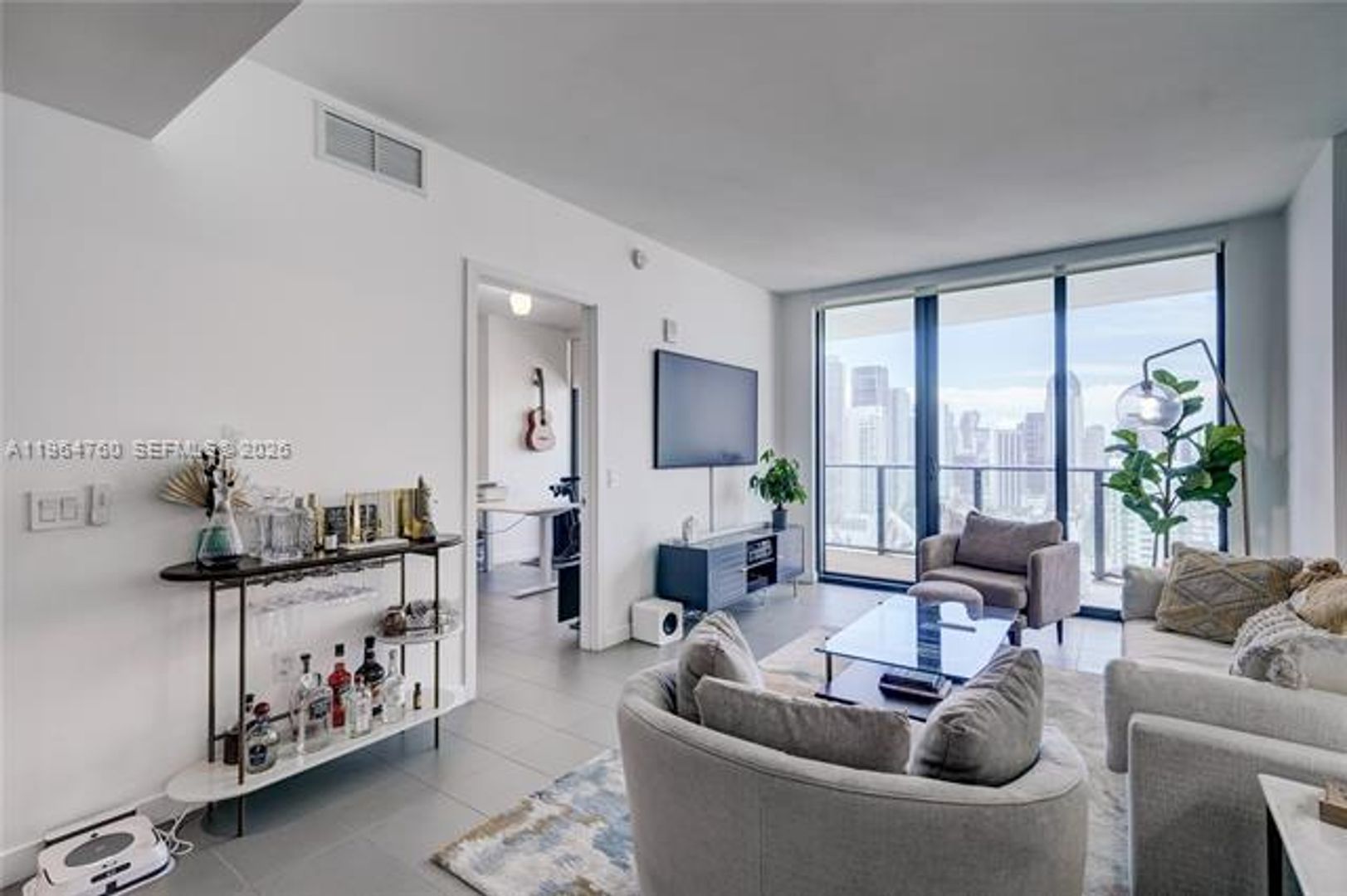MIAMI Apartment: 1600 NE 1st Ave # 3607