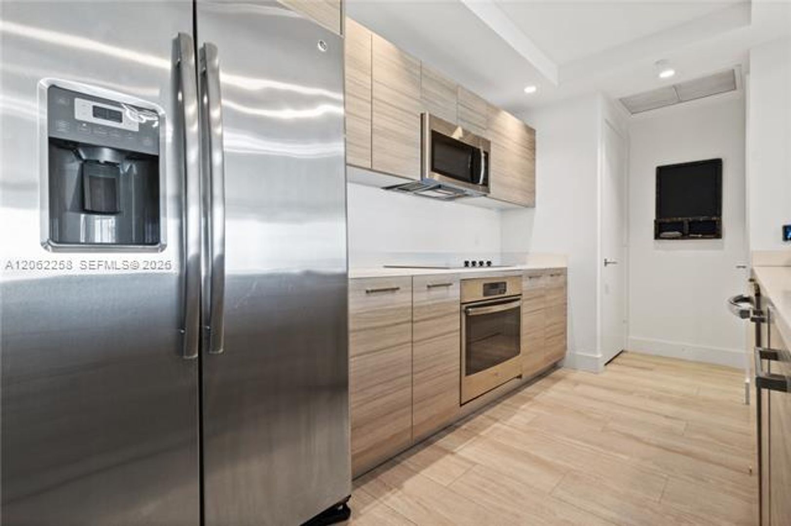 Miami Condo: 121 NE 34th St cu-2807