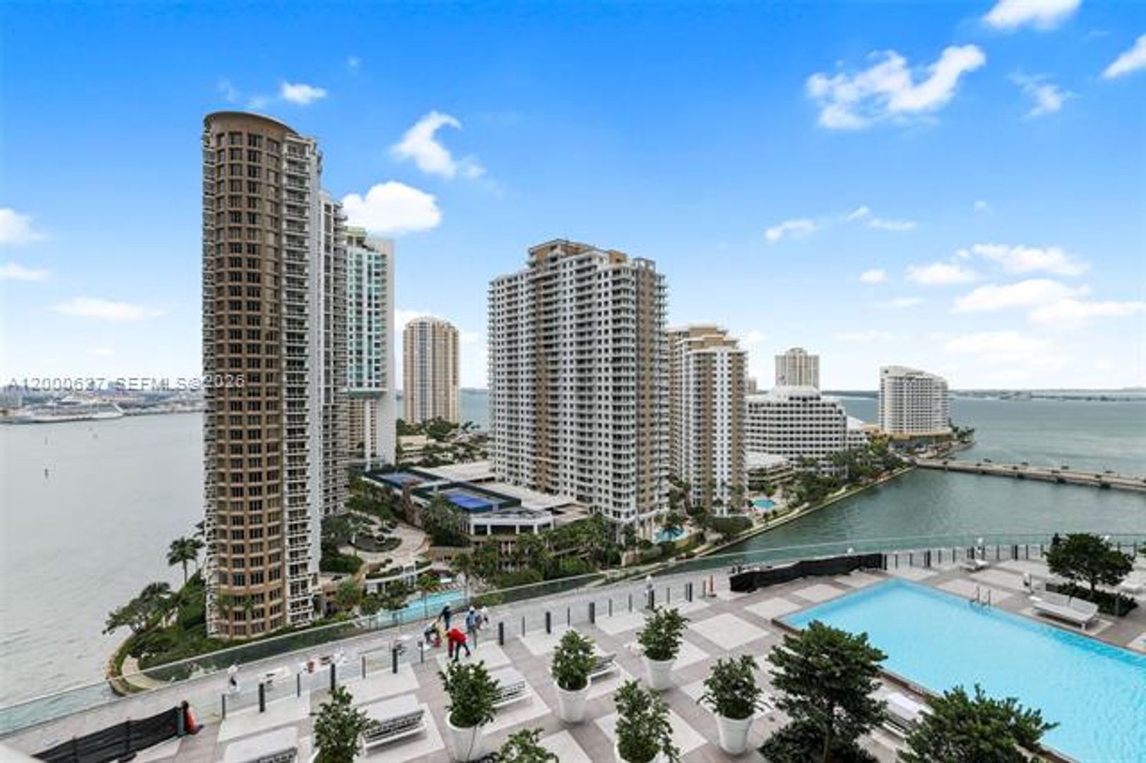 MIAMI Apartment: 465 Brickell Ave # 1805