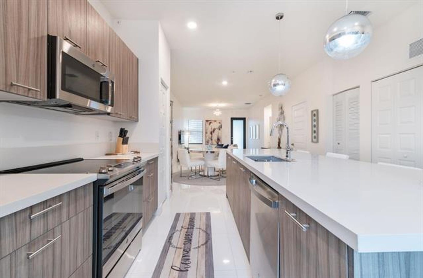 Doral Condo: 8045 NW 104th Ave cu-7