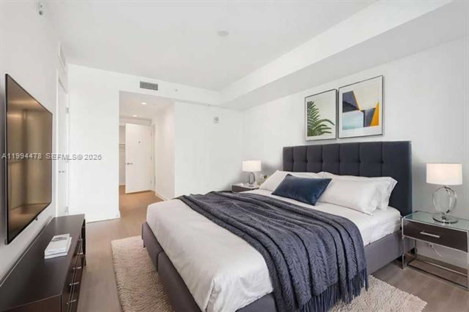 BAY HARBOR ISLANDS Apartment: 9221 E Bay Harbor Dr # 210