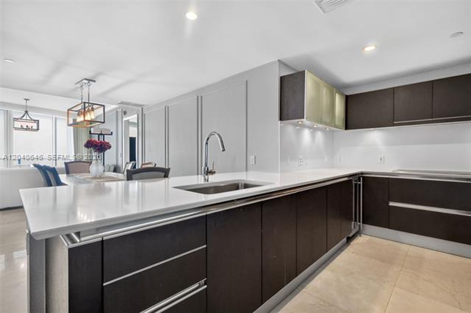 Sunny Isles Beach Condo: 17001 Collins Ave CU-3402
