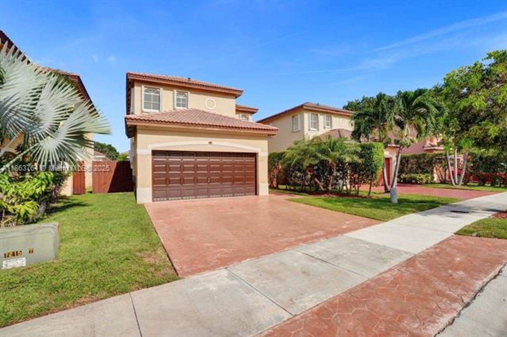 DORAL House: 4417 NW 113th Pl #0