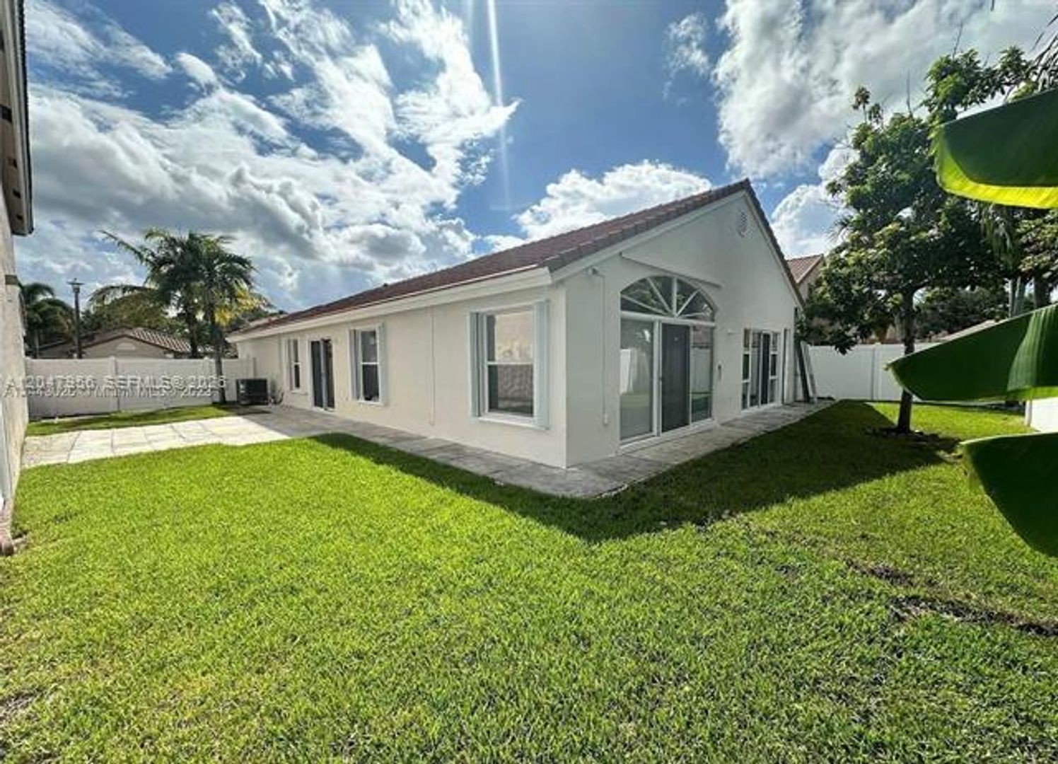 Pembroke Pines House: 18171 NW 18th St # 18171