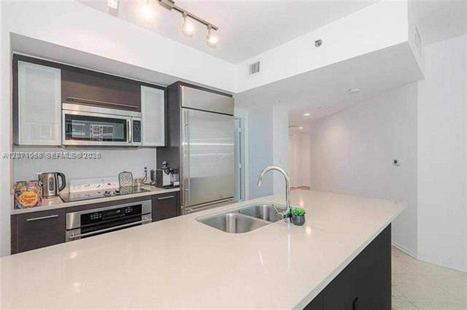 Miami Condo: 55 SE 6th St cu-1507