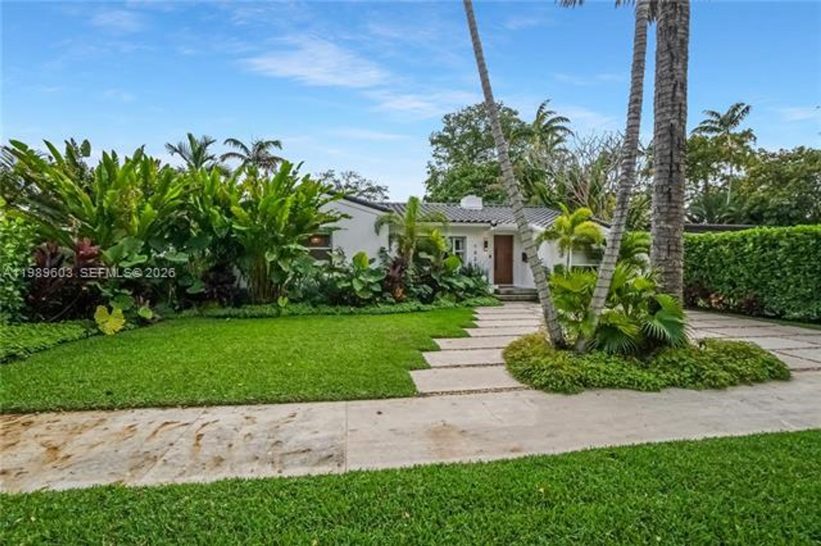 MIAMI SHORES House: 1022 NE 91st Ter # 1022