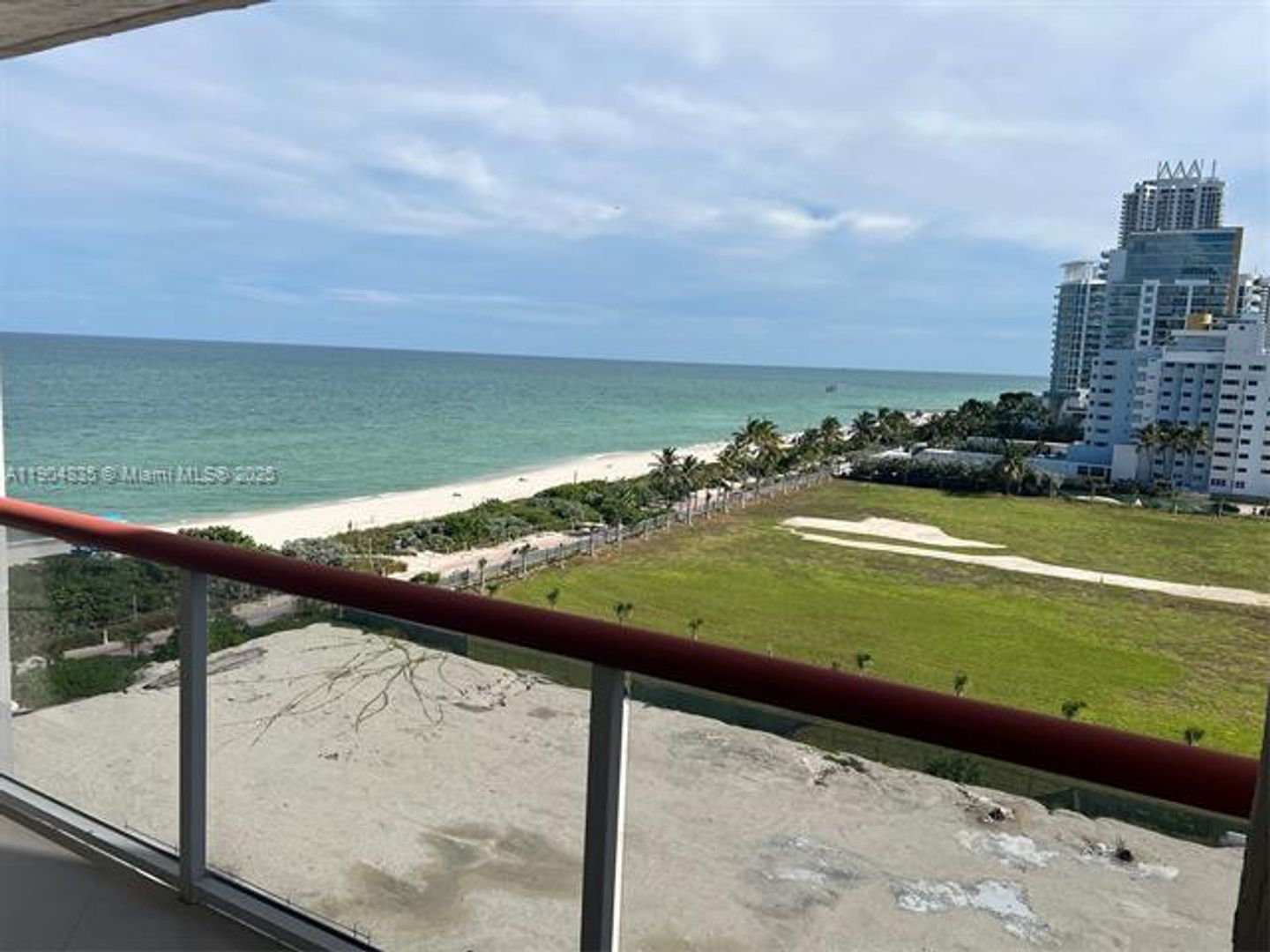 MIAMI BEACH Apartment: 6767 Collins Ave appt 904