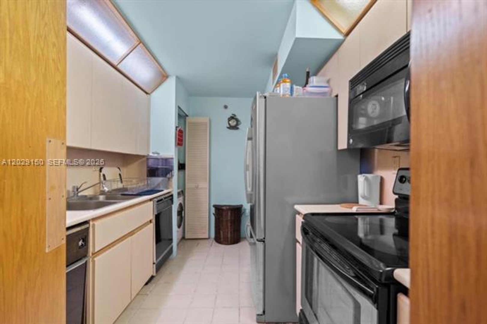 Miami Condo: 151 SE 15th Rd cu-502