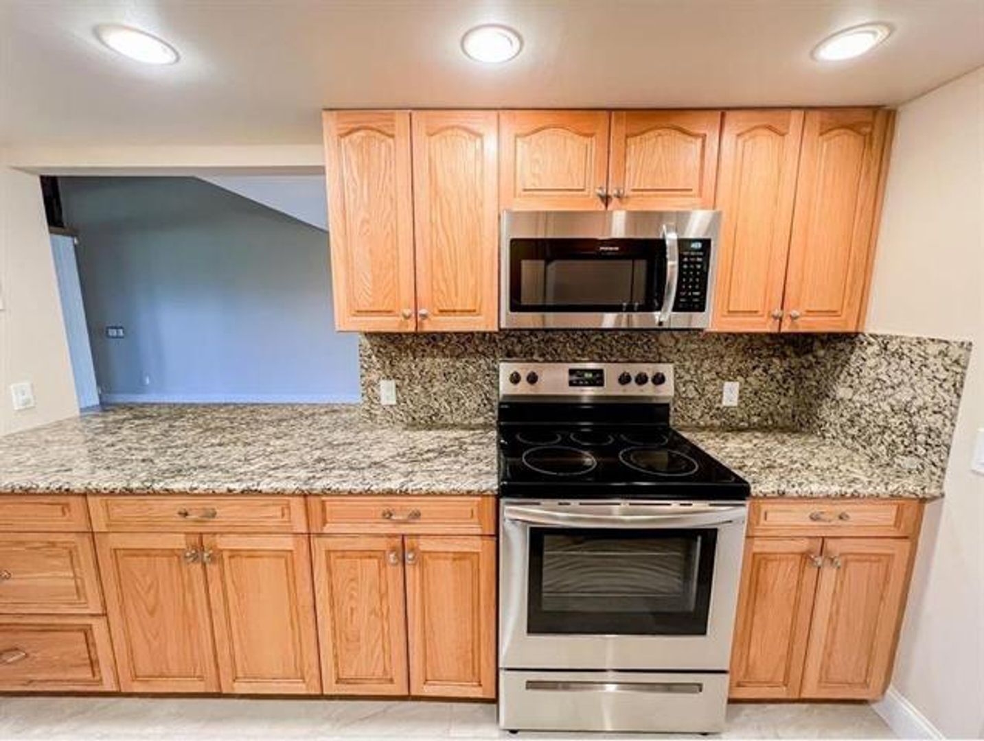Pembroke Pines Townhome: 10740 S Golfview Dr th 10740