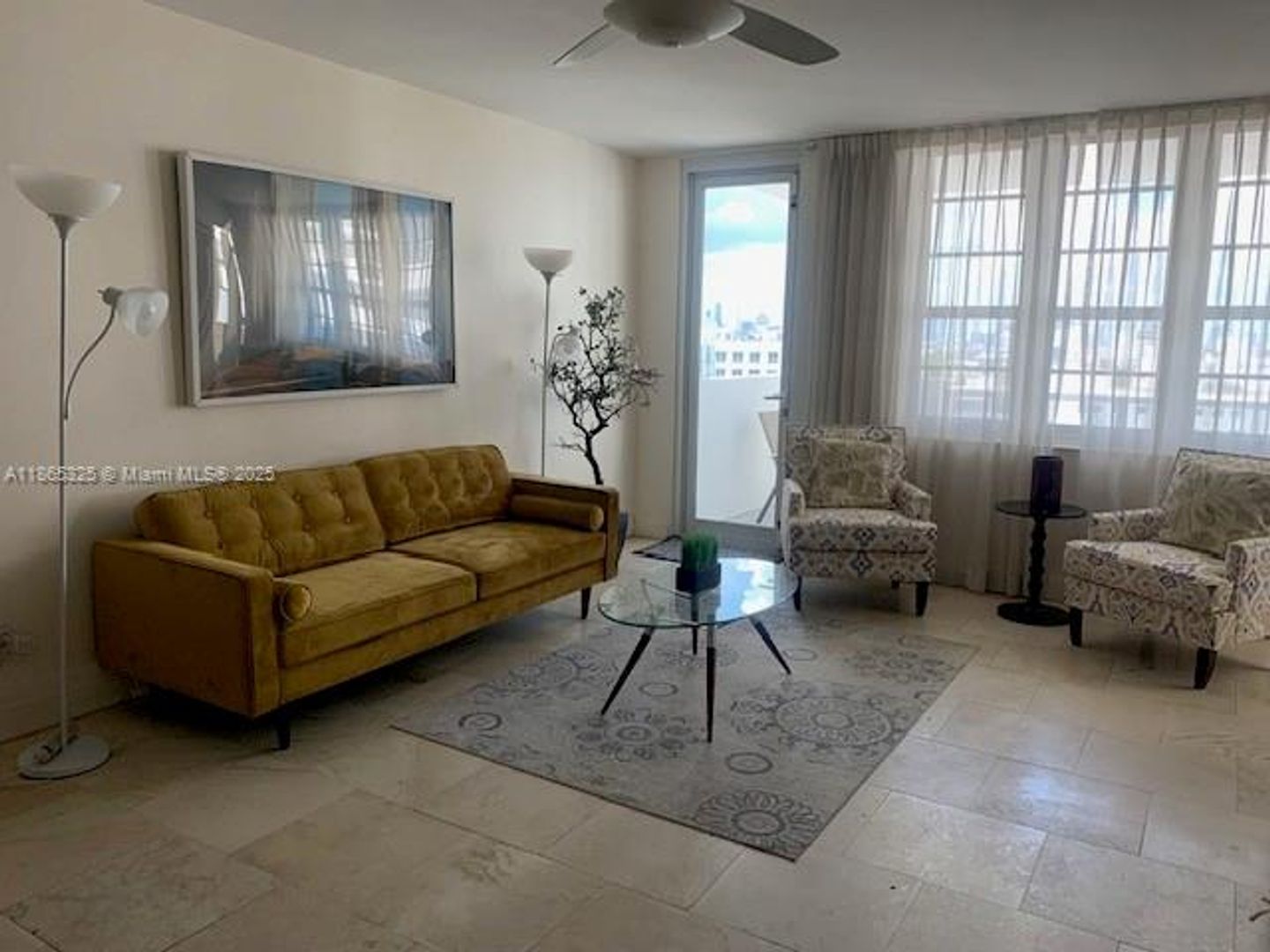 MIAMI BEACH Apartment: 100 Lincoln Rd unit 1122