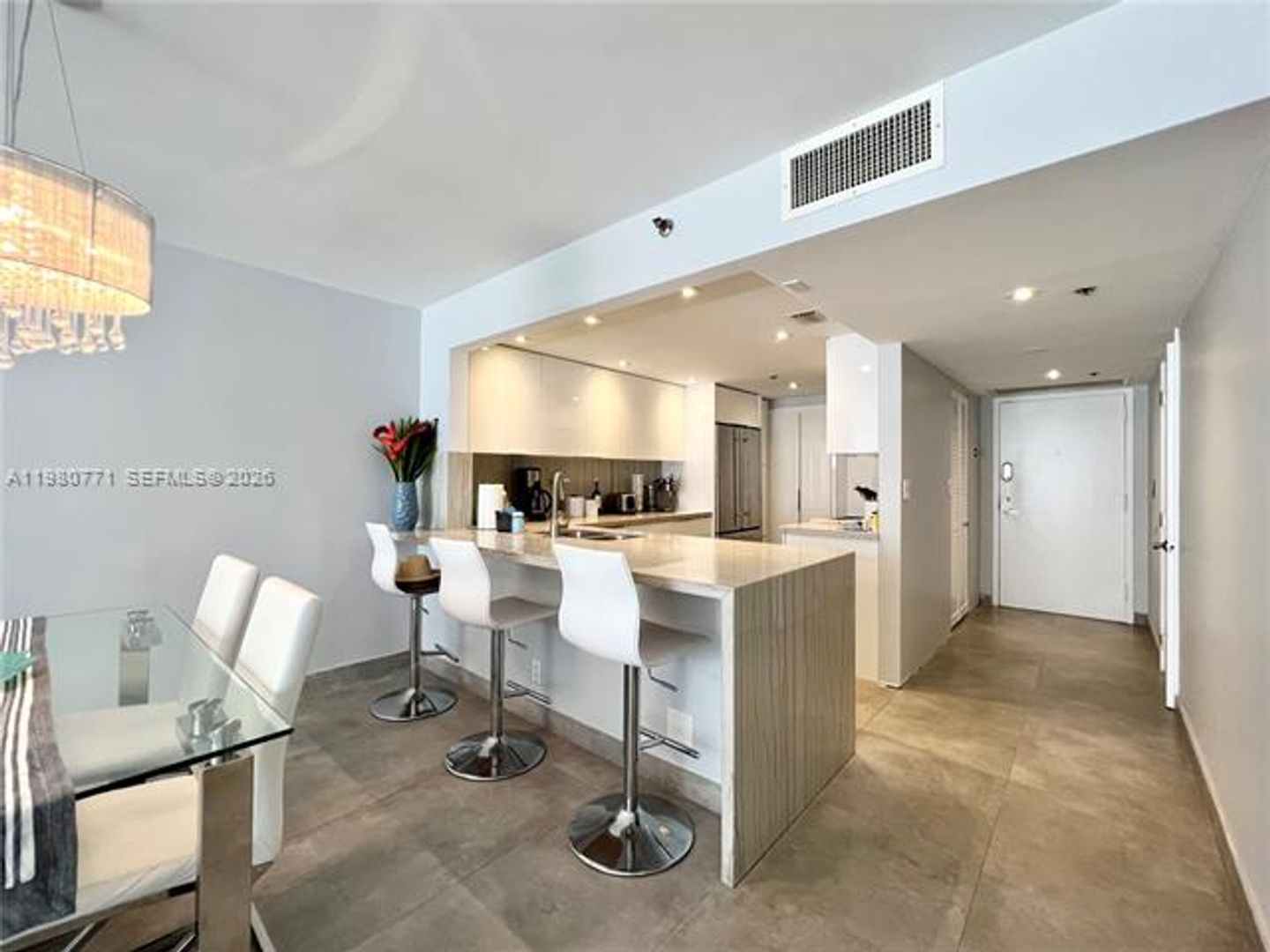 MIAMI Apartment: 1717 N Bayshore Dr # A-2044