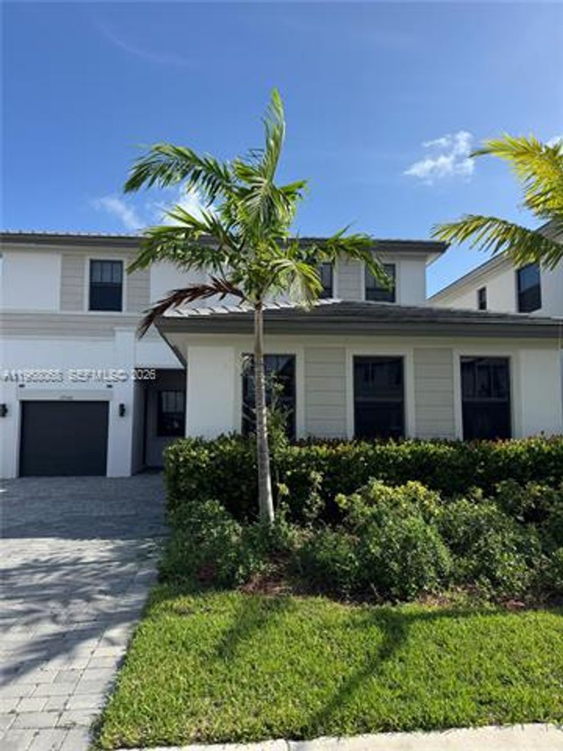 MIRAMAR House: 17355 SW 41st St # 0