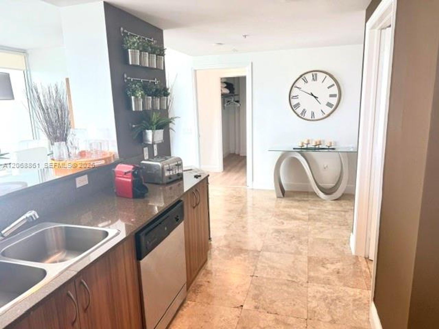 Miami Beach Condo: 6305 Indian Creek Dr cu-5A