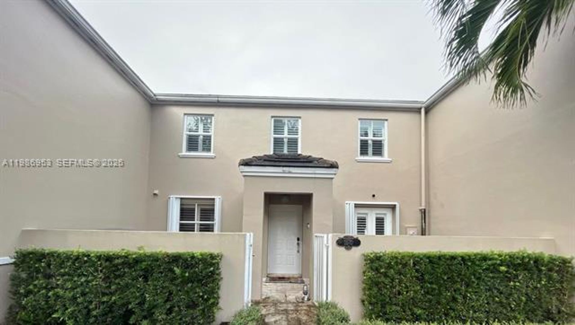 MIAMI Townhome: 5570 SW 70th Pl S th 5570