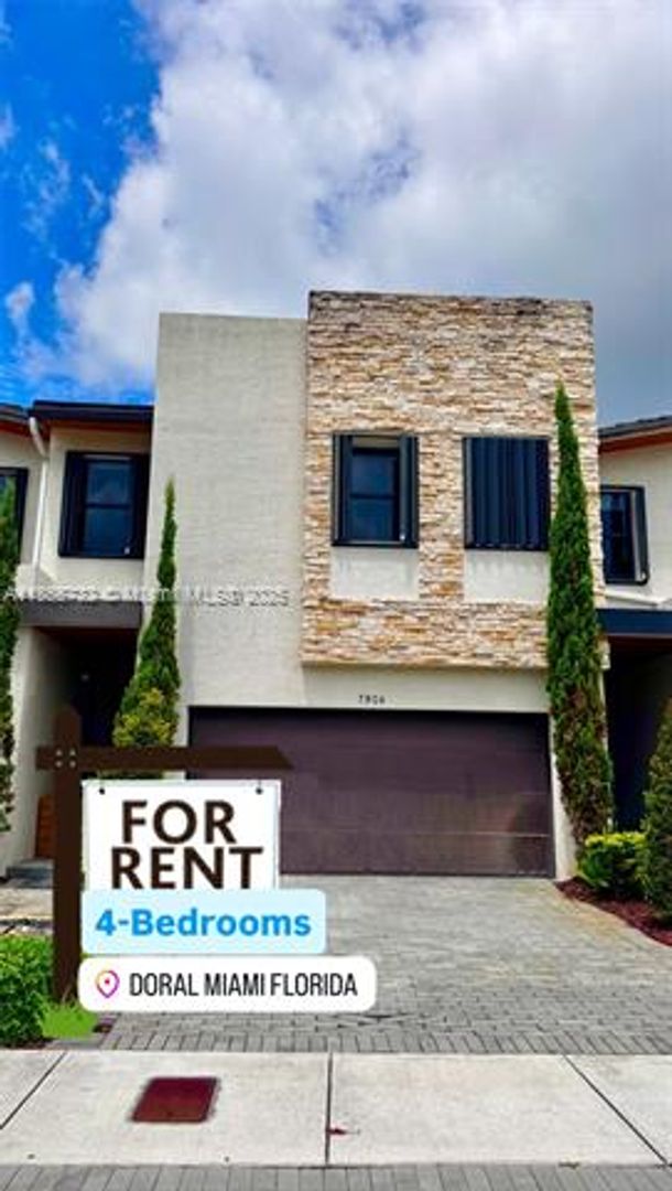 DORAL House: 7924 NW 105th Ave #0