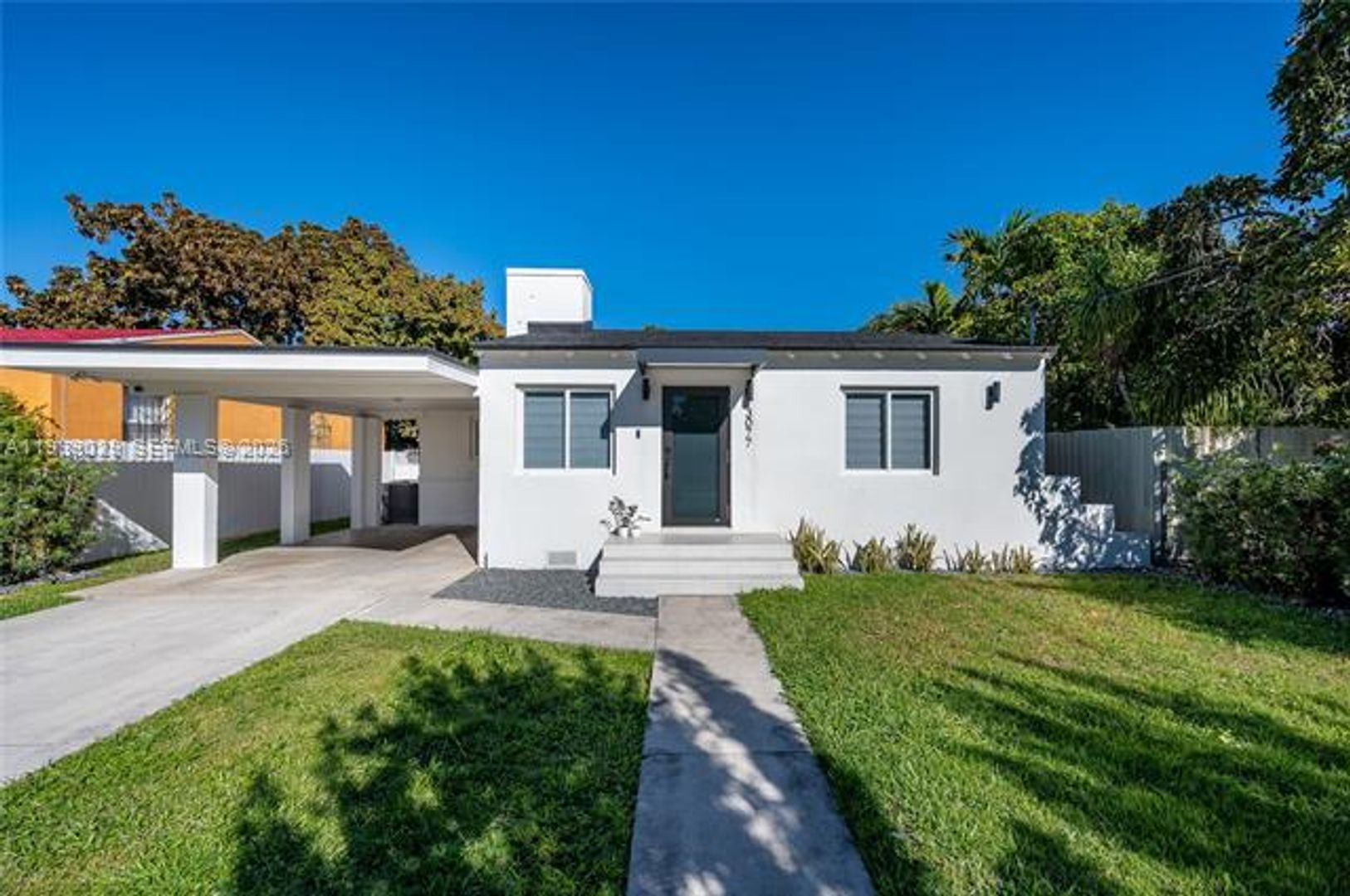 MIAMI House: 3077 SW 5th St # 0