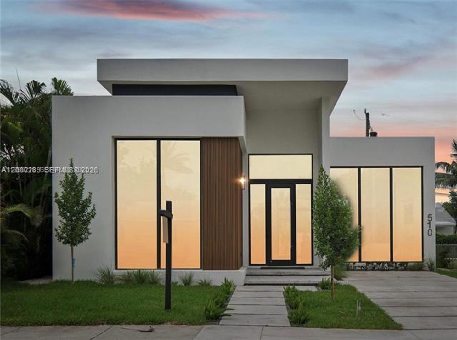 MIAMI House: 510 NW 50th St