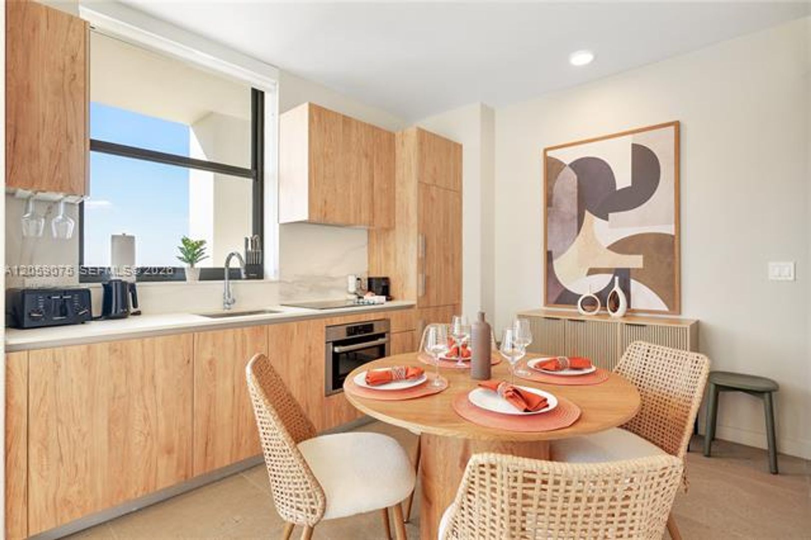 Miami Condo: 11 NE 6th St cu-2401