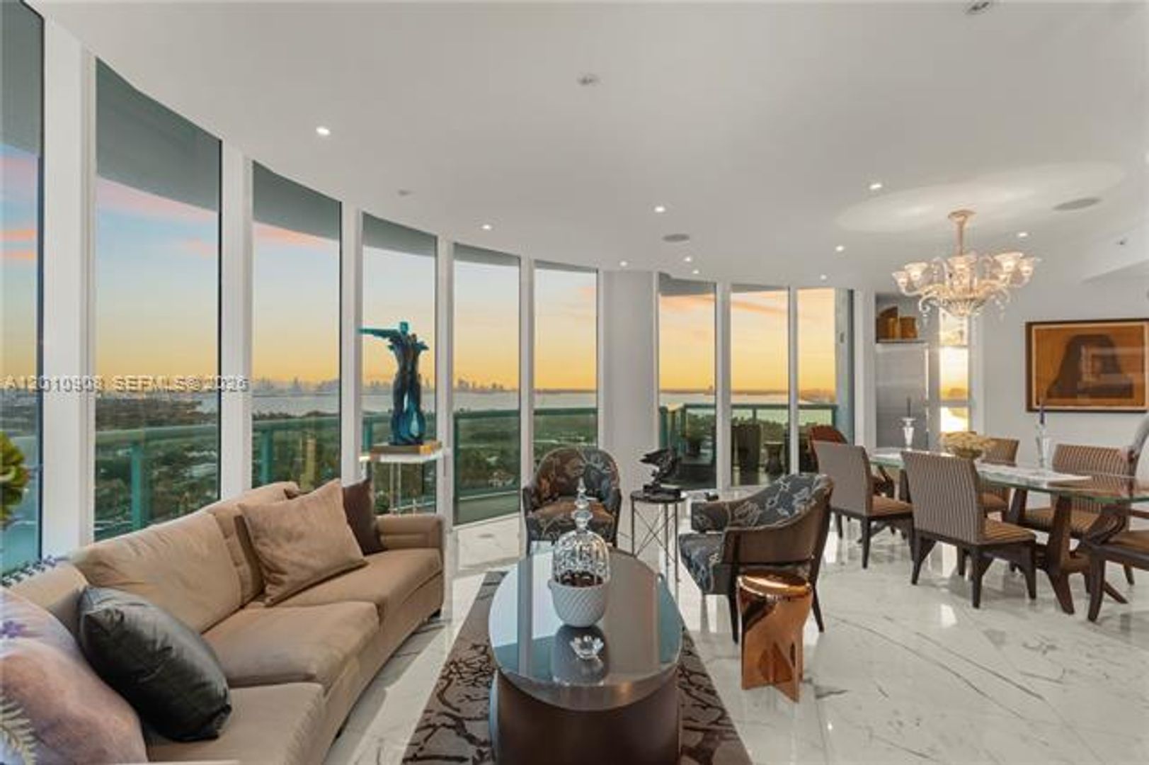 MIAMI BEACH Apartment: 6000 Indian Creek Dr # PH25C-3