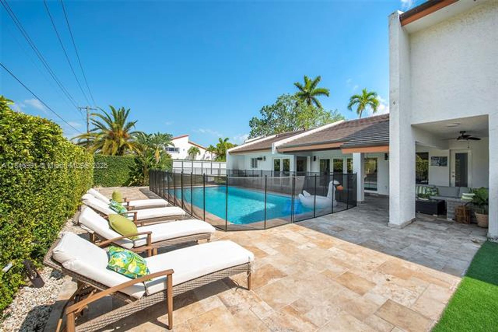 SOUTH MIAMI House: 5901 SW 56th Ter #5901