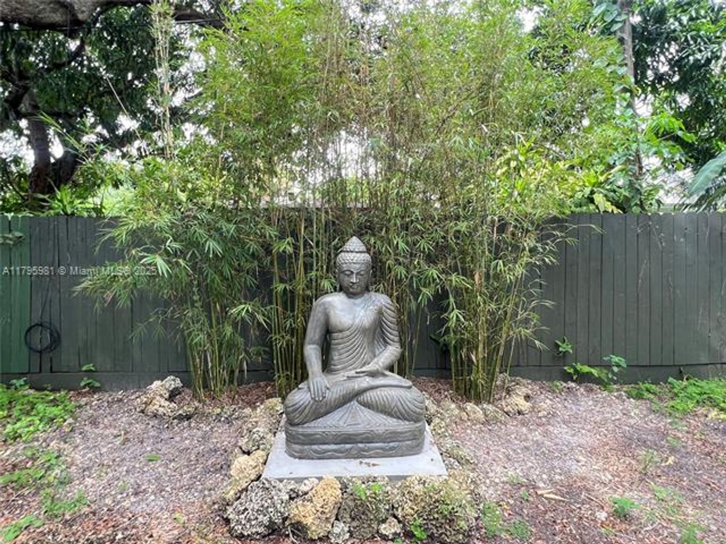 MIAMI Apartment: 315 NE 110th St unit 2