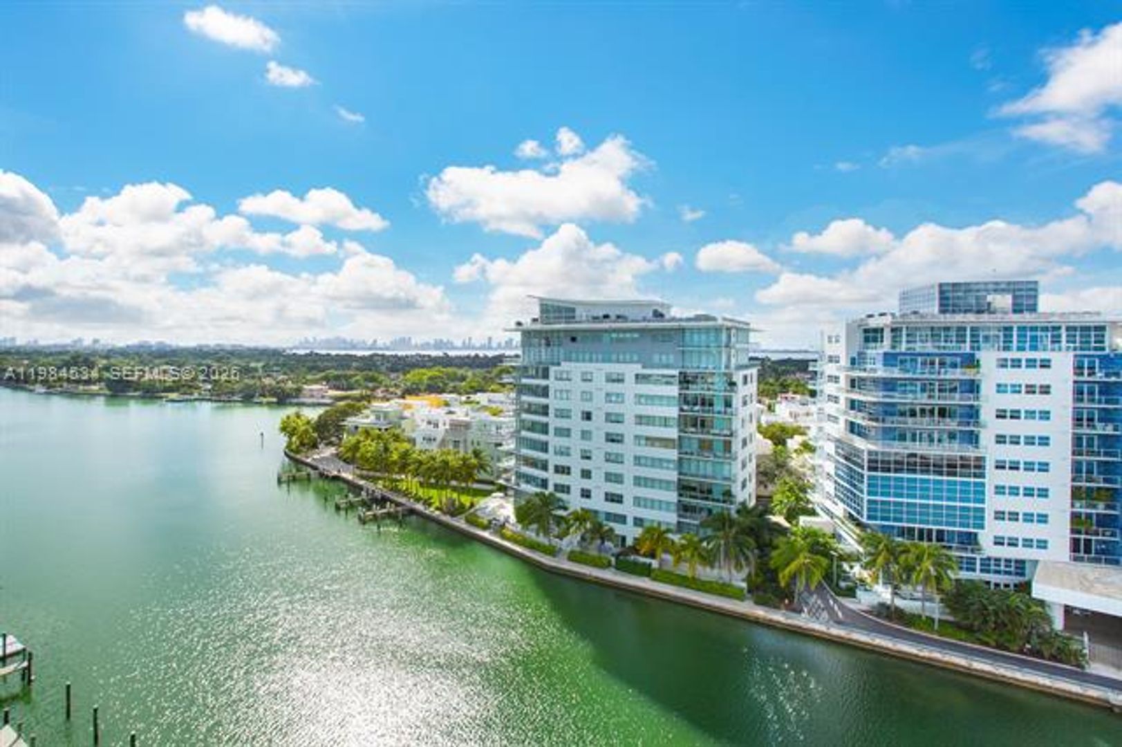 MIAMI BEACH Apartment: 6000 Indian Creek Dr # 12B