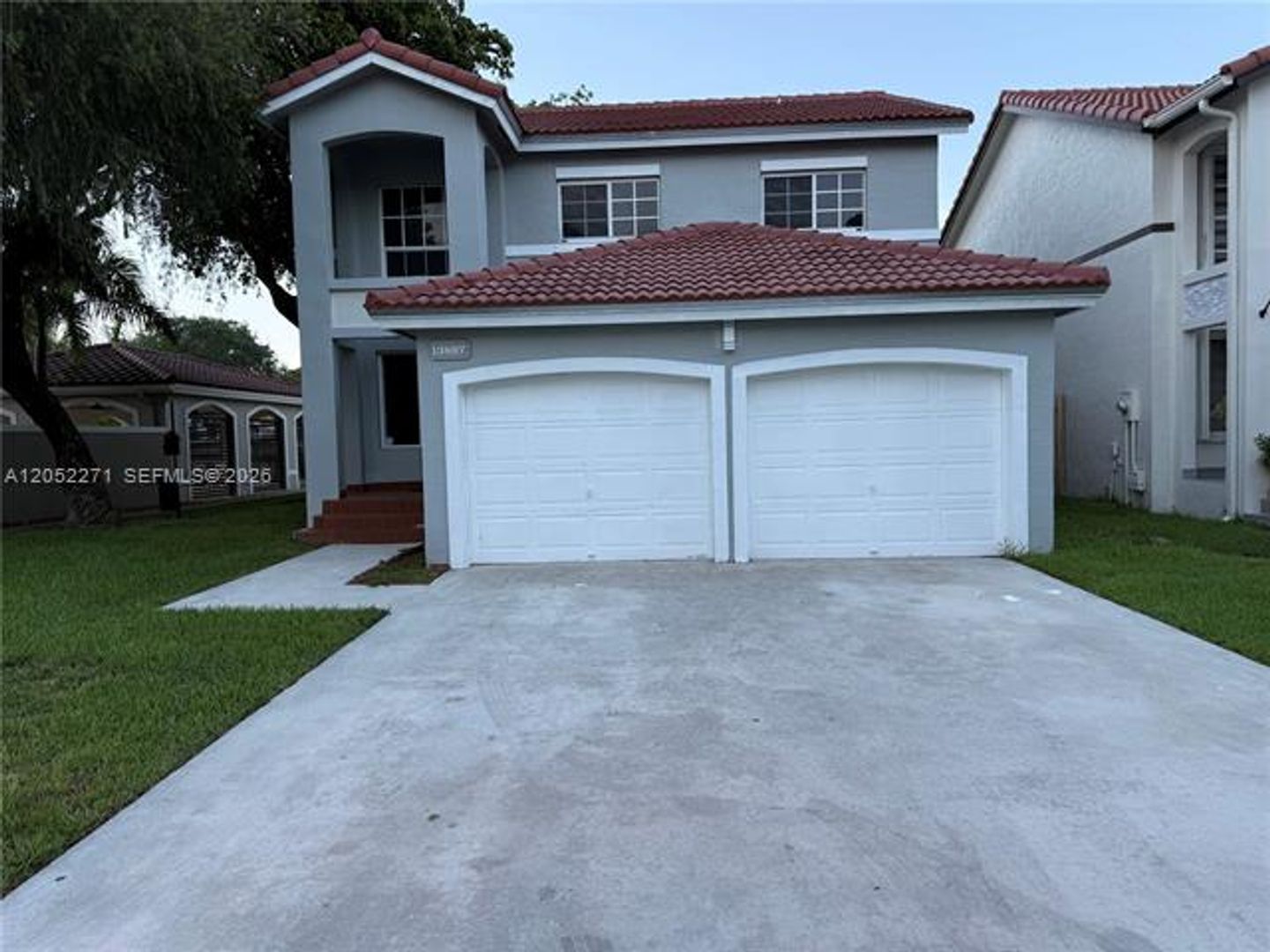 Miami House: 13887 SW 103rd Ln # 13887