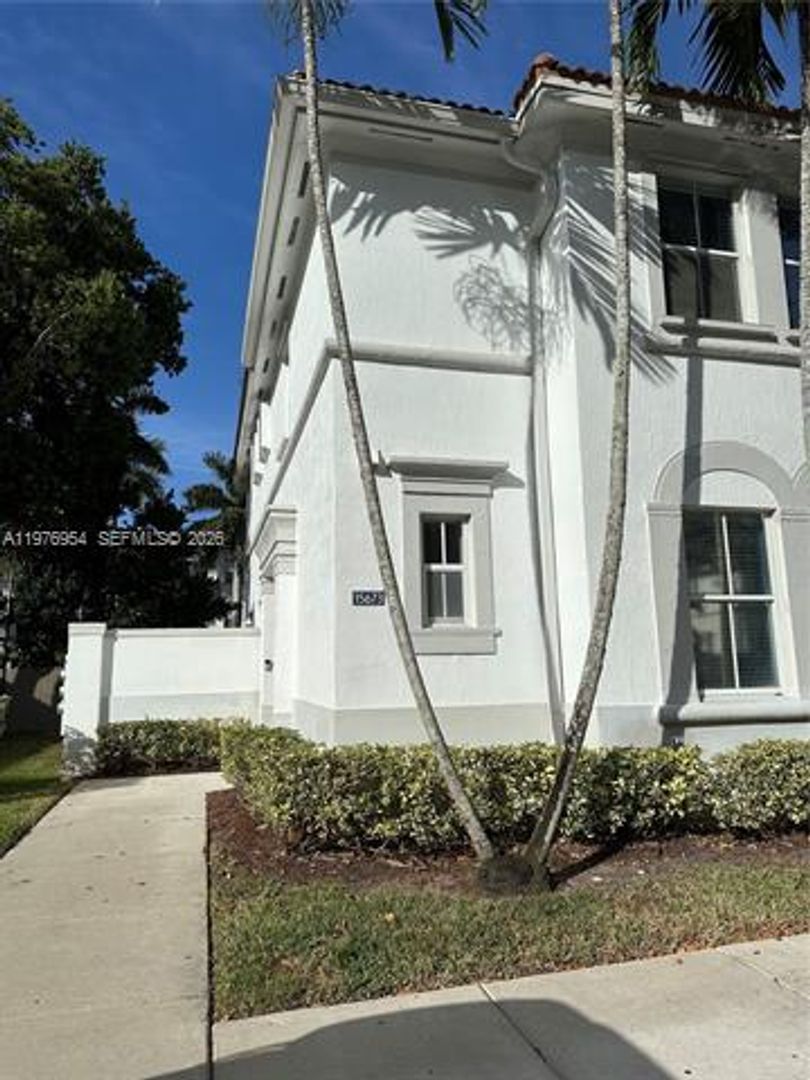 MIRAMAR Townhome: 15673 SW 39th St th 235