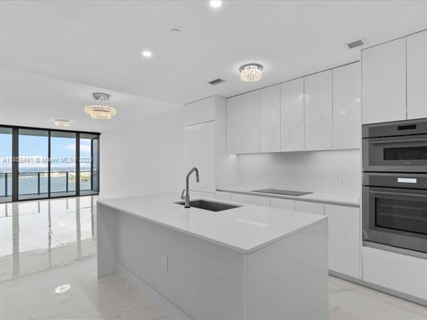 MIAMI Apartment: 700 NE 24 Street unit 4906