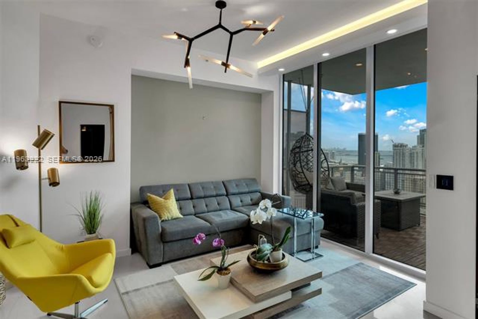 Miami Apartment: 350 S Miami Ave unit 4103