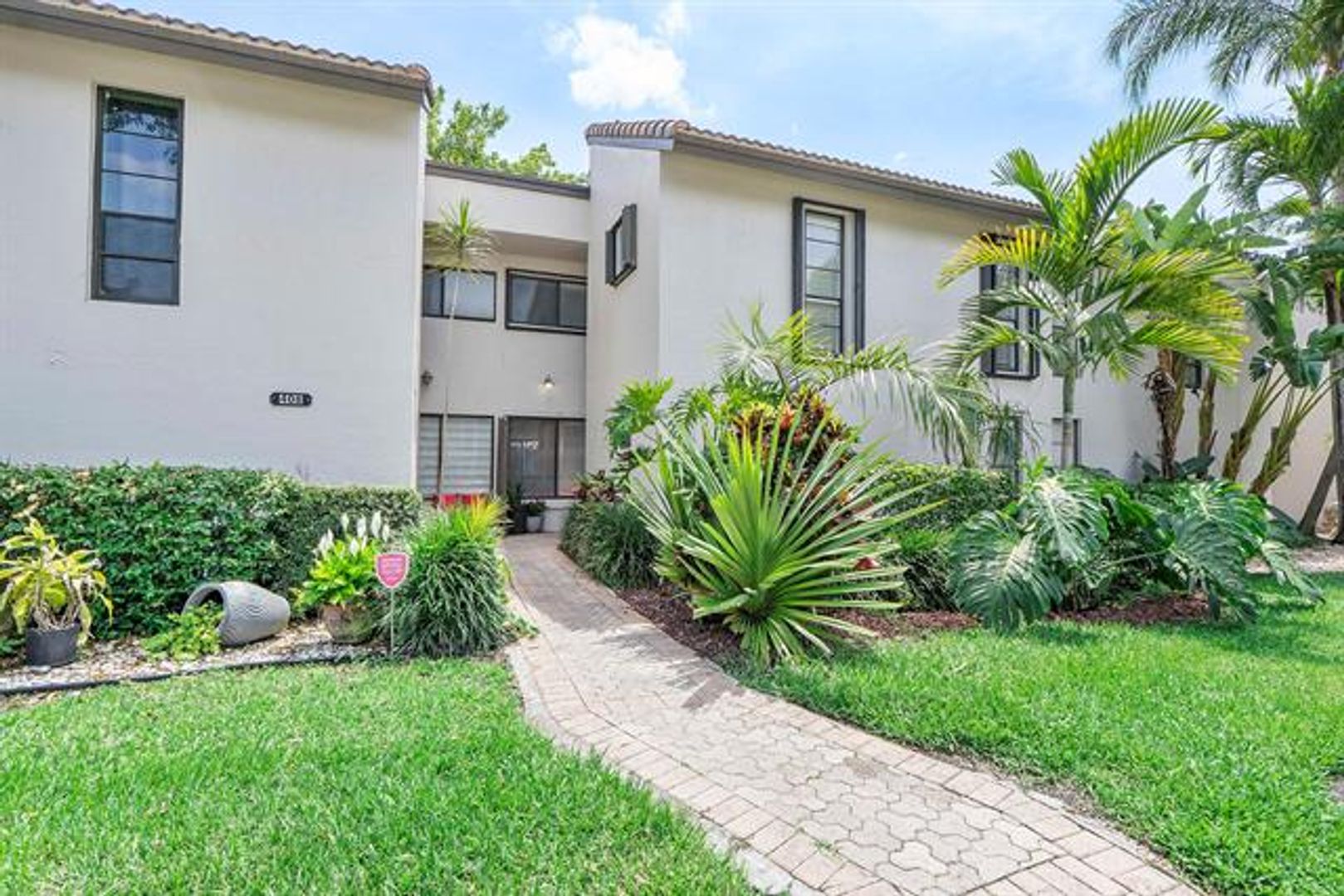 Plantation Townhome: 9717 N New River Canal Road #409