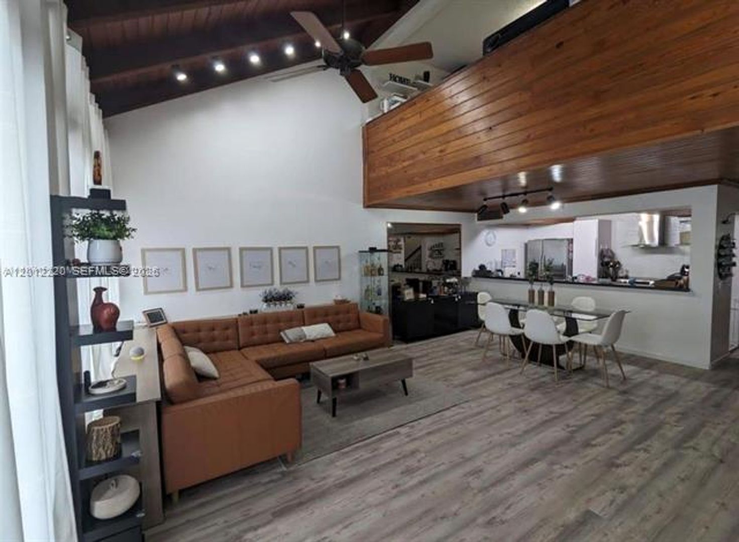 Pembroke Pines Townhome: 11203 NW 15th St