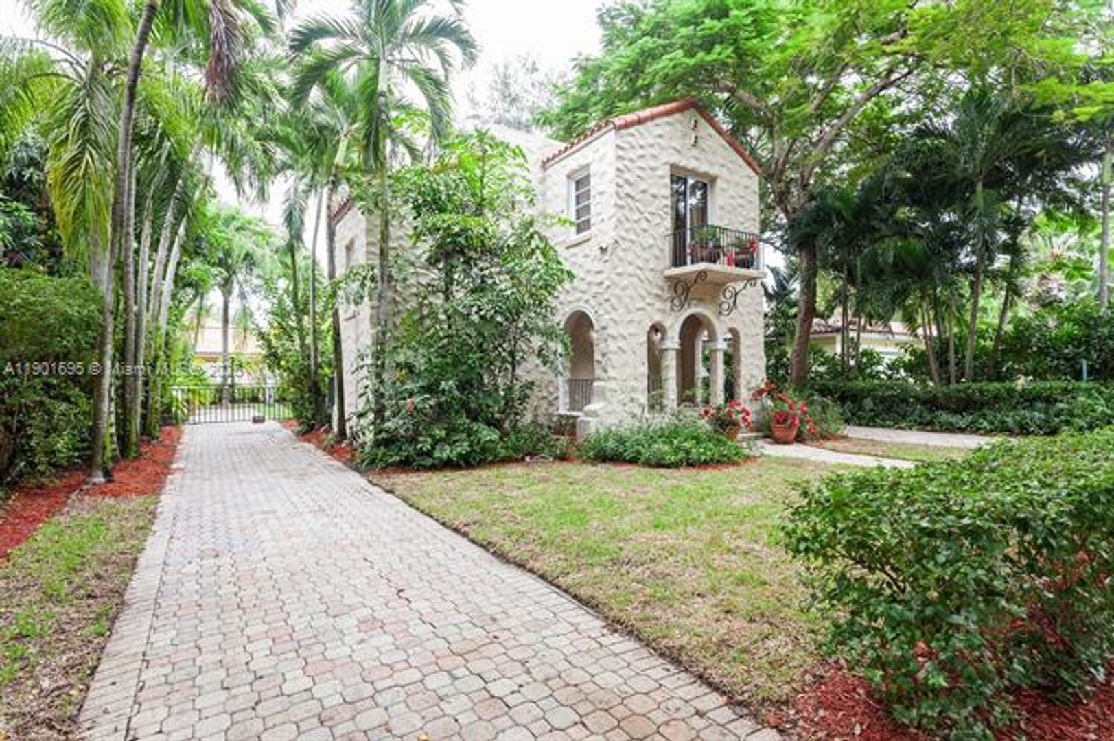 CORAL GABLES House: 1109 Ferdinand St #0