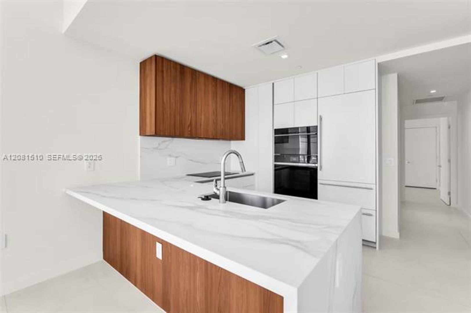 Miami Condo: 1400 Biscayne Blvd cu-602