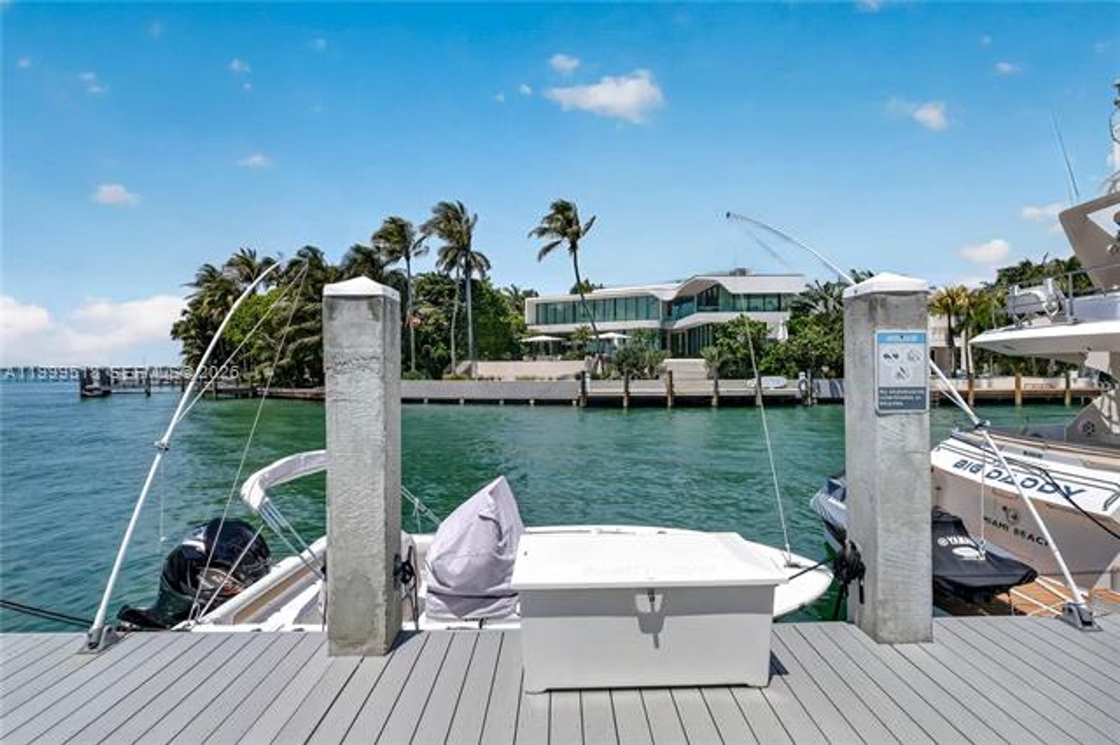 MIAMI BEACH House: 1413 Sunset Harbour Dr # 209