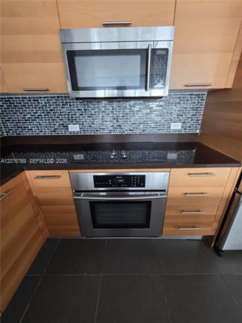 Miami Condo: 3301 NE 1st Ave cu-H2702