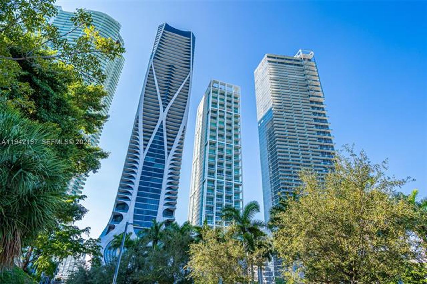 MIAMI Apartment: 1100 Biscayne Blvd unit 2907